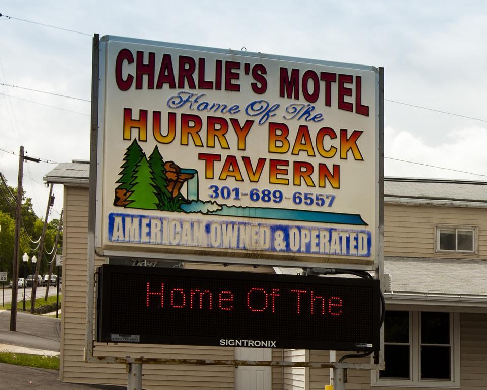 Charlie'S Motel Frostburg Екстер'єр фото