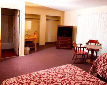 Charlie'S Motel Frostburg Екстер'єр фото